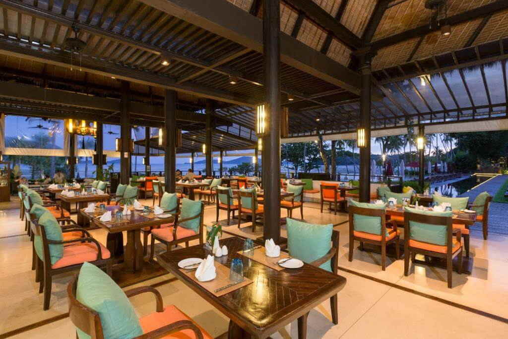 The Vijitt Resort Phuket restaurant