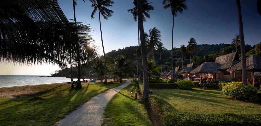 Saii Phi Phi Island Village 15