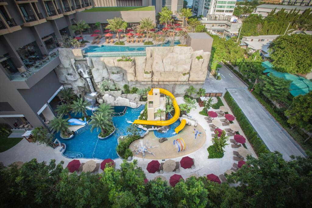 Mercure Pattaya Ocean Resort 16